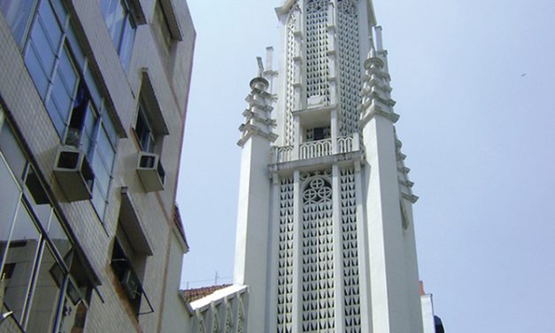 Uma igreja para ver e rezar