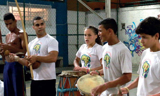 Acorda capoeira